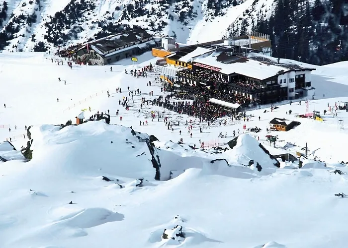 Raetia I By Interhome Appartement