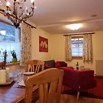 Raetia I By Interhome Apartament *