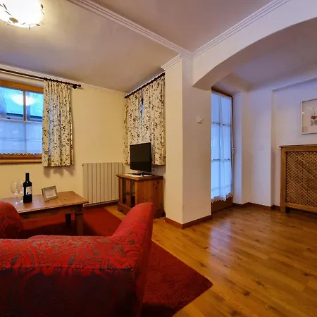 Raetia I By Interhome דירה *